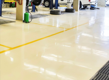 High-performance PU/Epoxy flooring installation by Al Sanafer